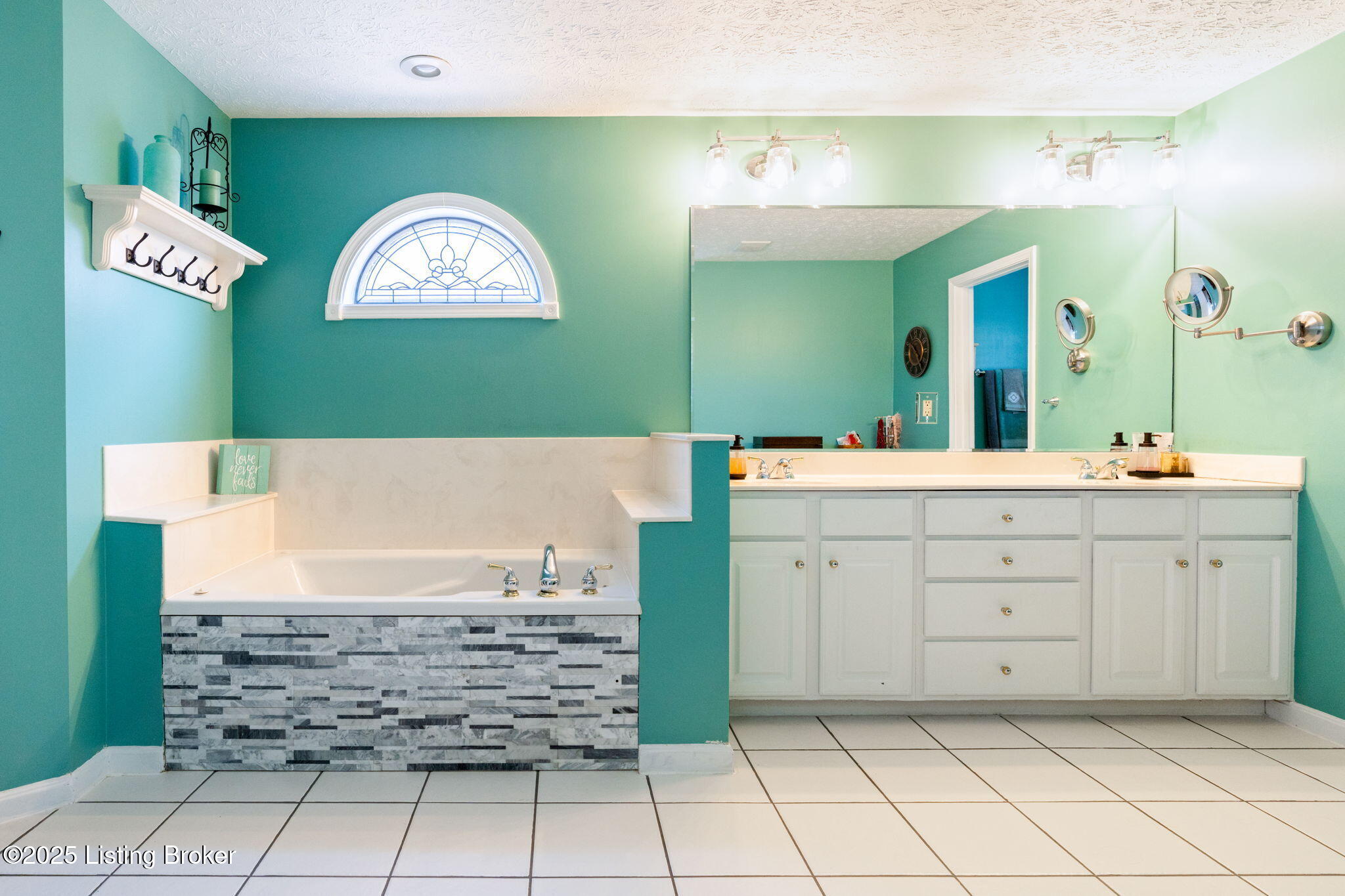 4310 Juniper Forest Pl, Louisville, Pennsylvania image 27