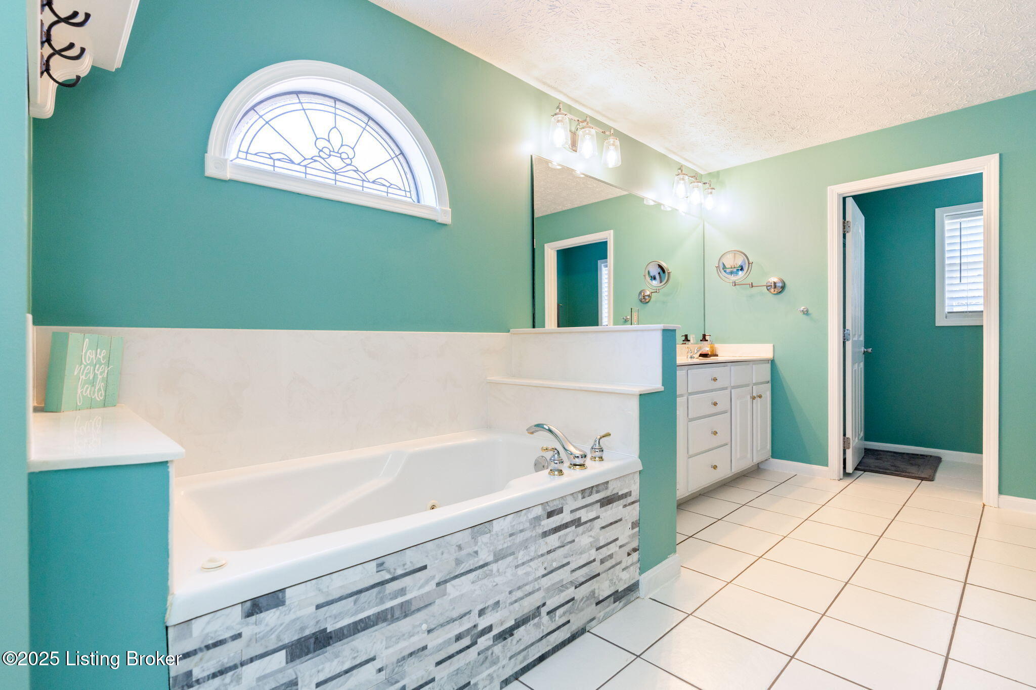 4310 Juniper Forest Pl, Louisville, Pennsylvania image 28