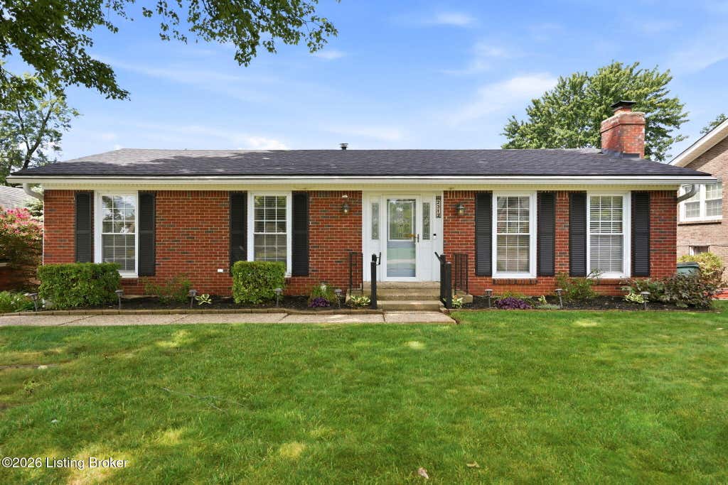 Photo of 2312 Old Hickory Rd, Louisville, KY 40299 (MLS # 1725622)