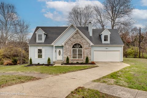 Photo of 1615 Fitzgerald Ct, La Grange, KY 40031 (MLS # 1704169)