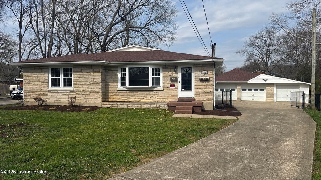 Photo of 113 Southview Terrace, Louisville, KY 40214 (MLS # 1713412)