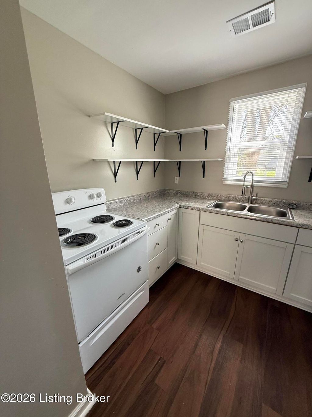 Photo of 2338 W Madison St, Louisville, KY 40211 (MLS # 1713372)