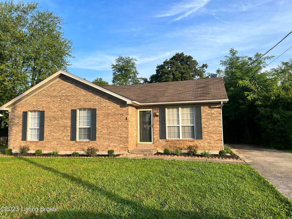 Photo of 288 Boaz Ln, Mt Washington, KY 40047 (MLS # 1704622)