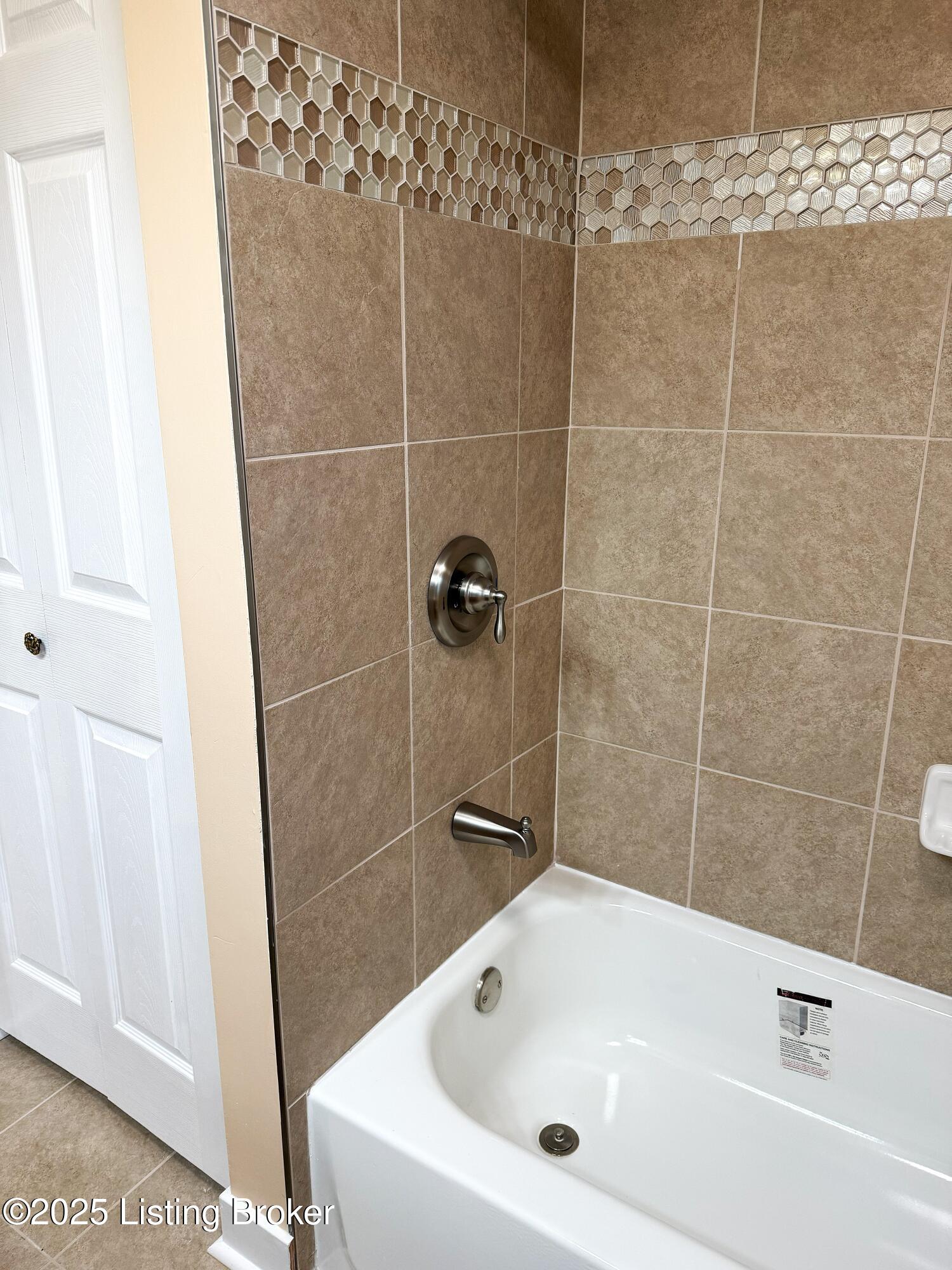 744 Loretto Ave, Louisville, Kentucky image 37