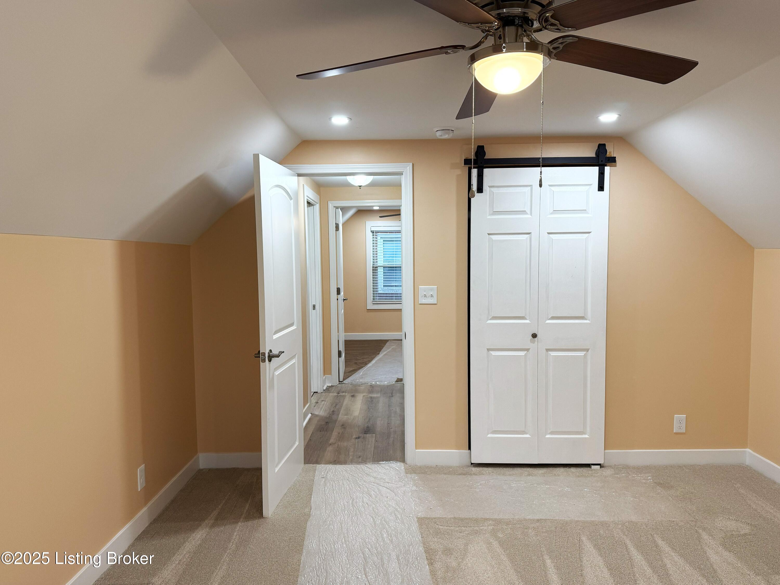 744 Loretto Ave, Louisville, Kentucky image 32