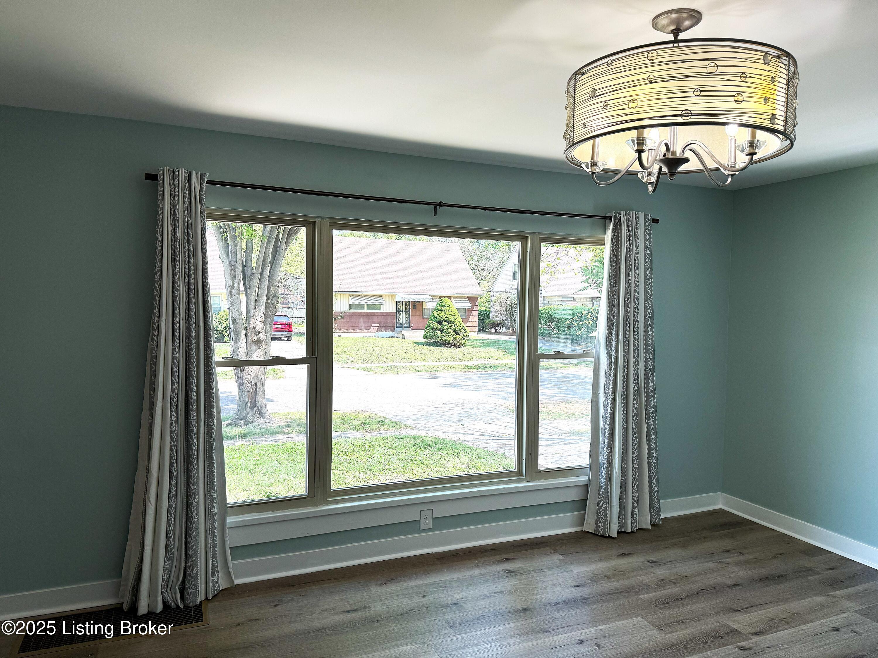 744 Loretto Ave, Louisville, Kentucky image 3
