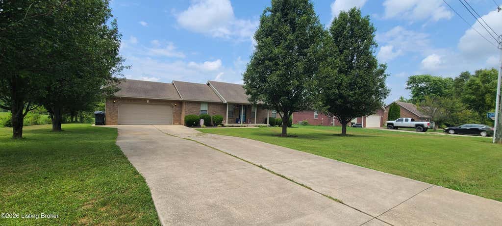 Photo of 1416 Ed Brent Rd, Bardstown, KY 40004 (MLS # 1725800)