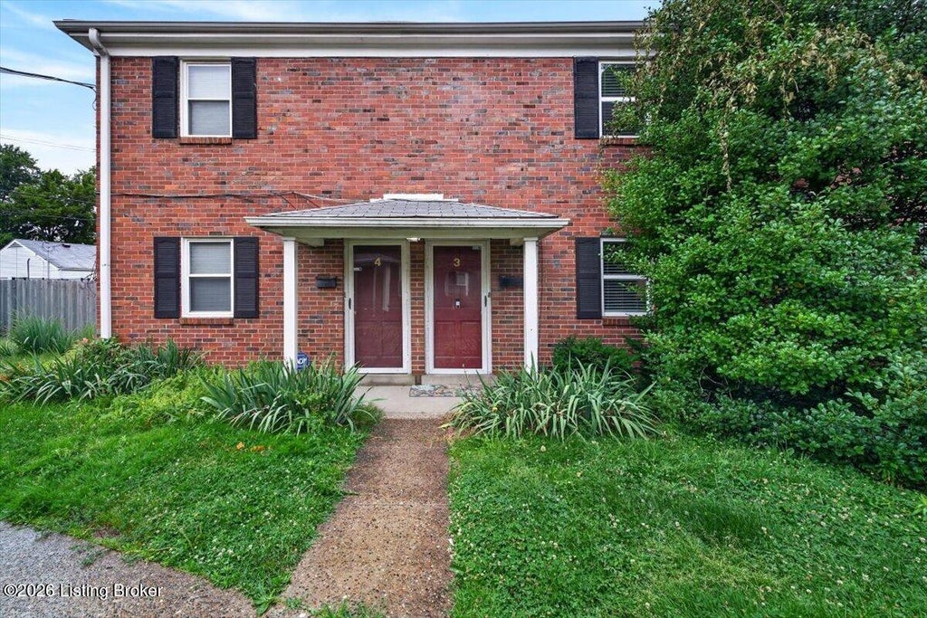 Photo of 3406 Taylorsville Rd #APT 3, Louisville, KY 40205 (MLS # 1720157)