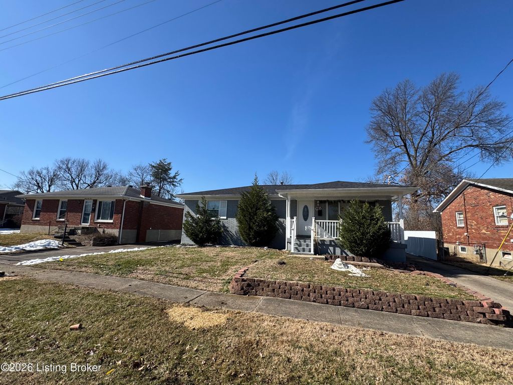 Photo of 9900 McCrea Ln, Louisville, KY 40229 (MLS # 1708853)