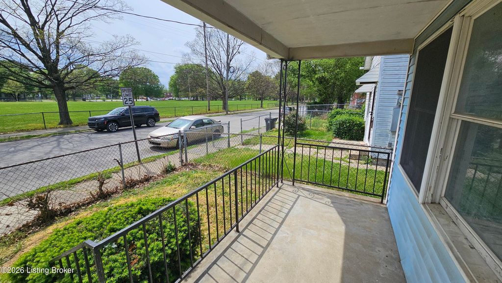 Photo of 1601 Prentice St, Louisville, KY 40210 (MLS # 1714484)