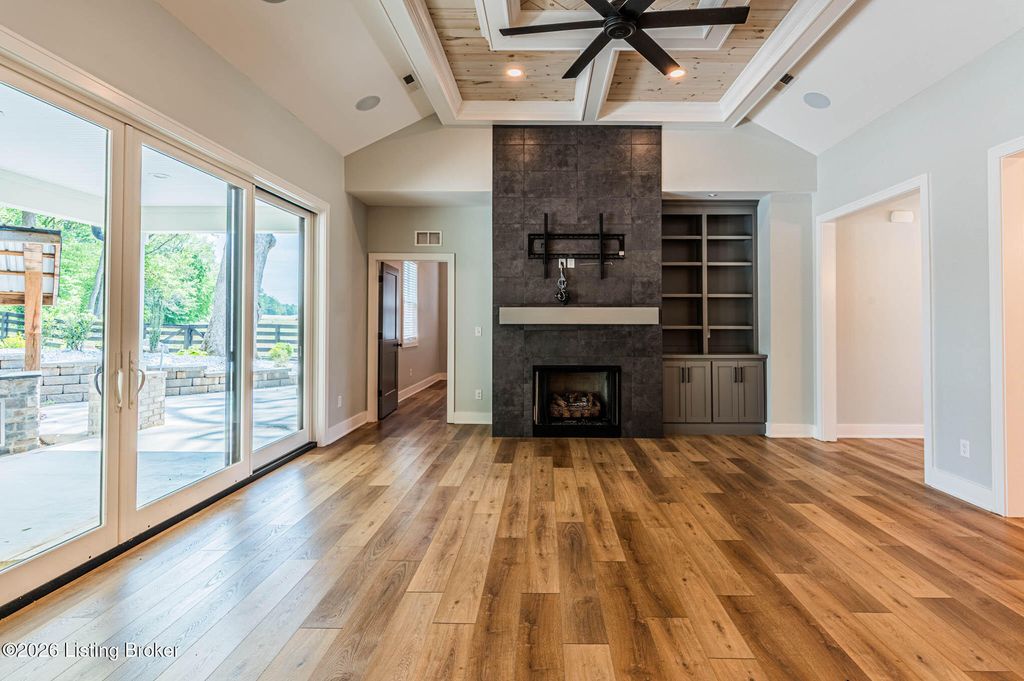 Photo of 1724 Leyben Ct #A, Bowling Green, KY 42103 (MLS # 1715421)