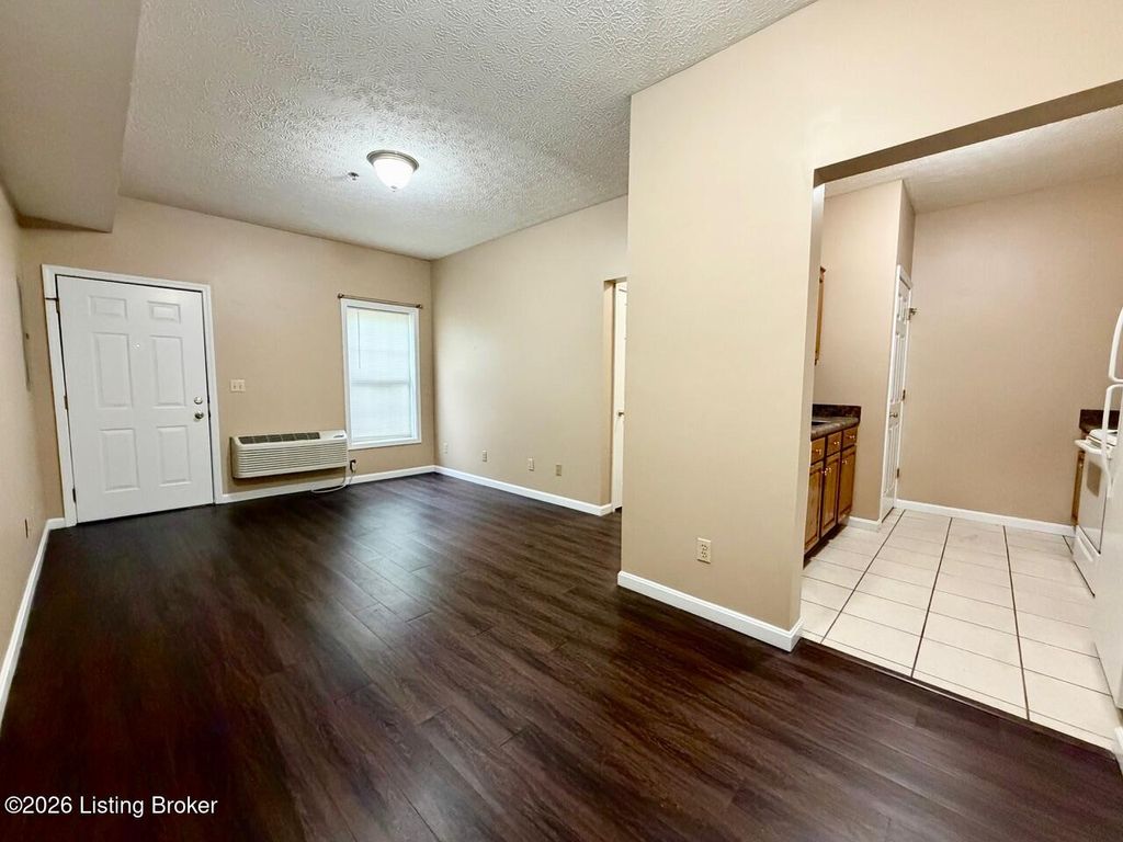 Photo of 907 E Hackberry St #3, Salem, IN 47167 (MLS # 1718122)
