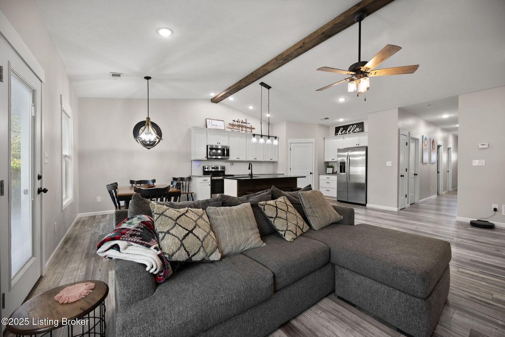 Photo of 1135 Kirchdorfer Rd, Brandenburg, KY 40108 (MLS # 1708925)