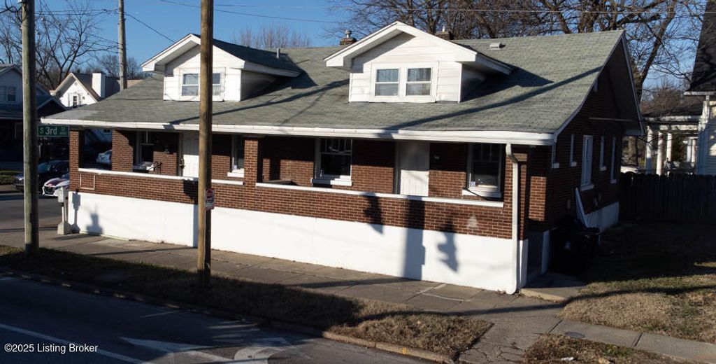 Photo of 221 W Woodlawn Ave, Louisville, KY 40214 (MLS # 1705614)