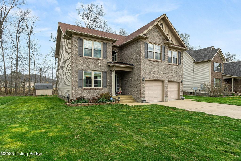 Photo of 274 Red Crest Dr, Shepherdsville, KY 40165 (MLS # 1712570)