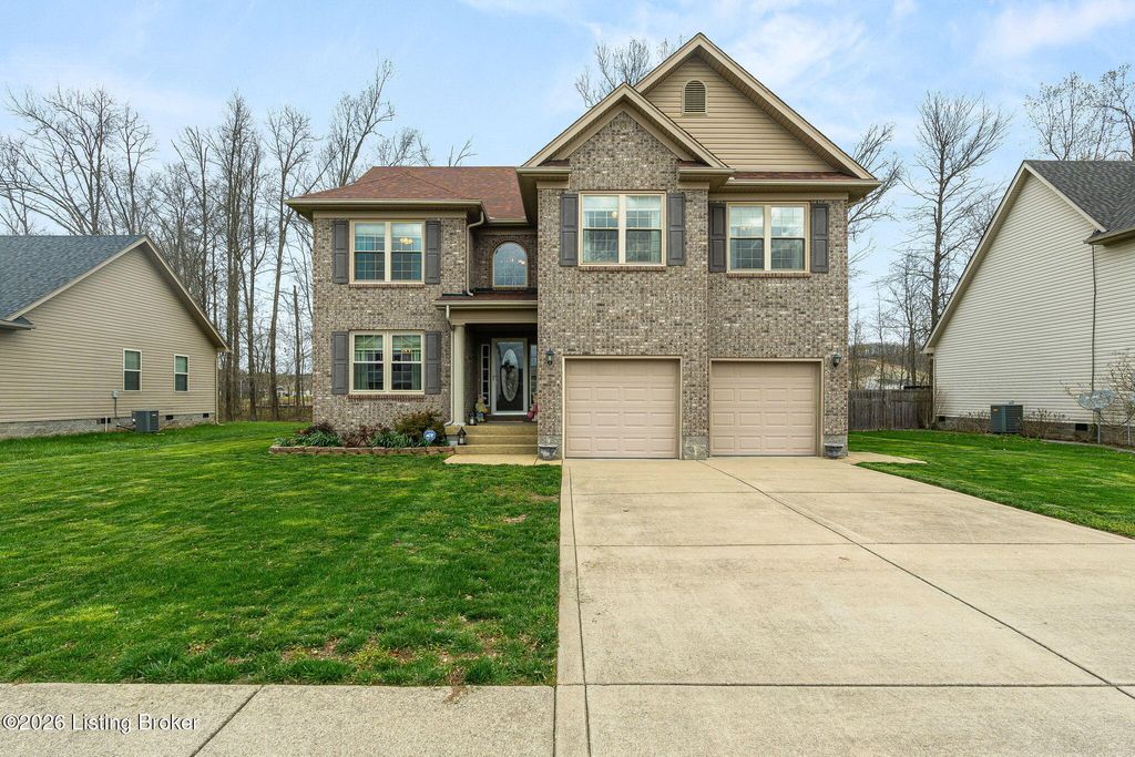 Photo of 274 Red Crest Dr, Shepherdsville, KY 40165 (MLS # 1712570)