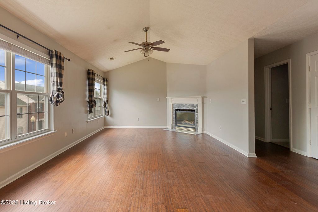 Photo of 8010 Kelly Green Way, Louisville, KY 40291 (MLS # 1716188)