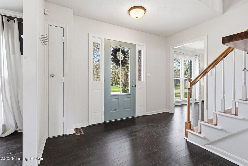 Photo of 8105 Regency Woods Way, Louisville, KY 40220 (MLS # 1712634)