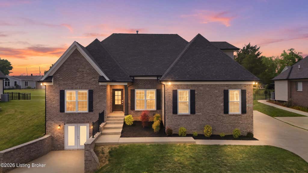 Photo of 12614 Valley Pine Dr, Louisville, KY 40299 (MLS # 1718466)