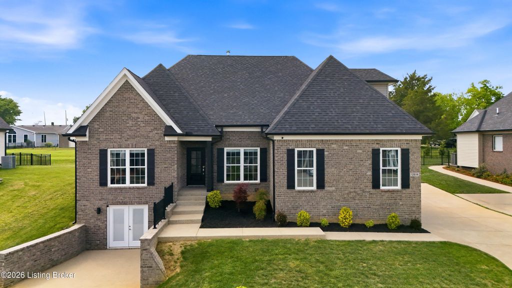 Photo of 12614 Valley Pine Dr, Louisville, KY 40299 (MLS # 1718466)