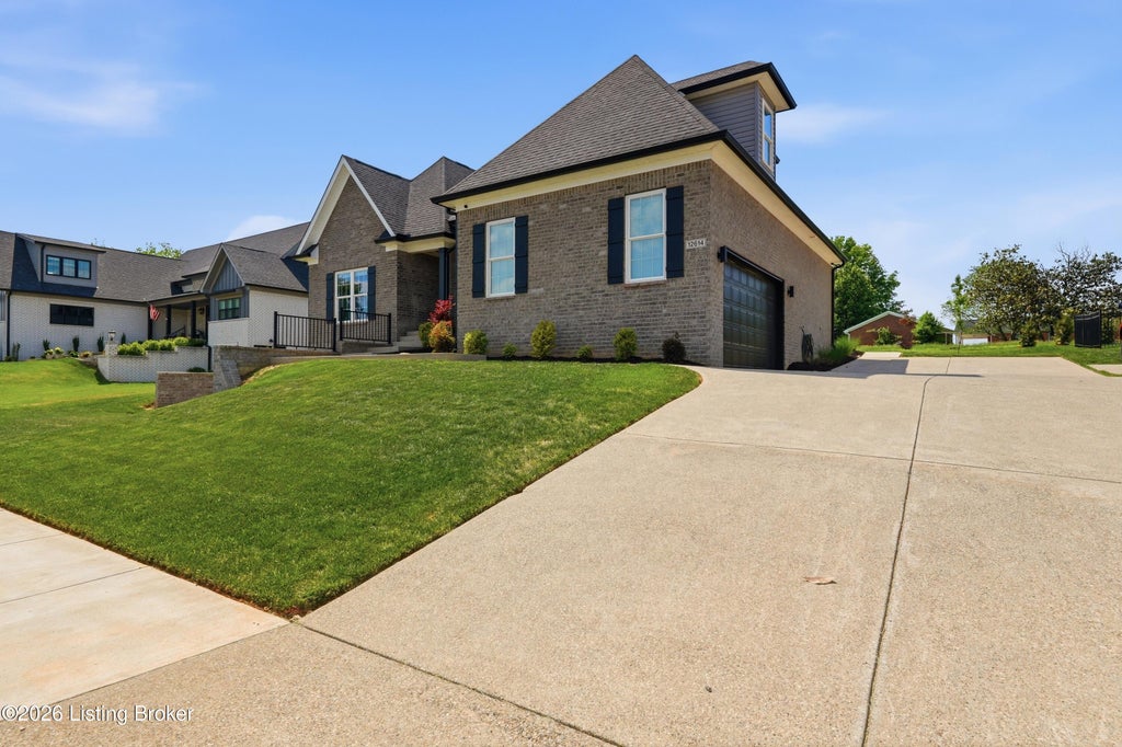 Photo of 12614 Valley Pine Dr, Louisville, KY 40299 (MLS # 1718466)
