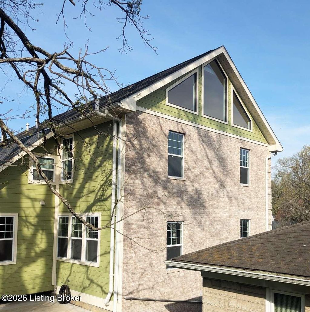 Photo of 1854 Trevilian Way, Louisville, KY 40205 (MLS # 1713299)