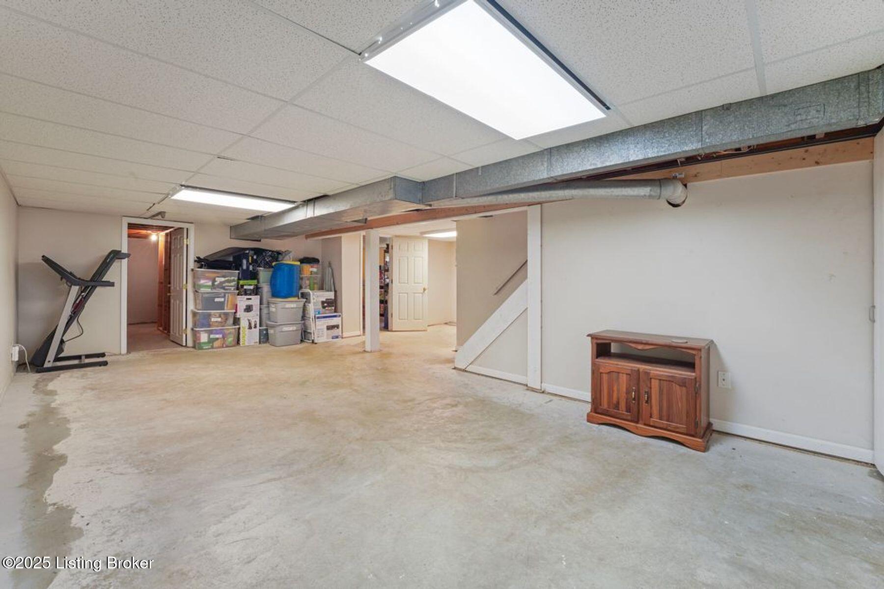 5010 Roman Dr, Louisville, Kentucky image 22