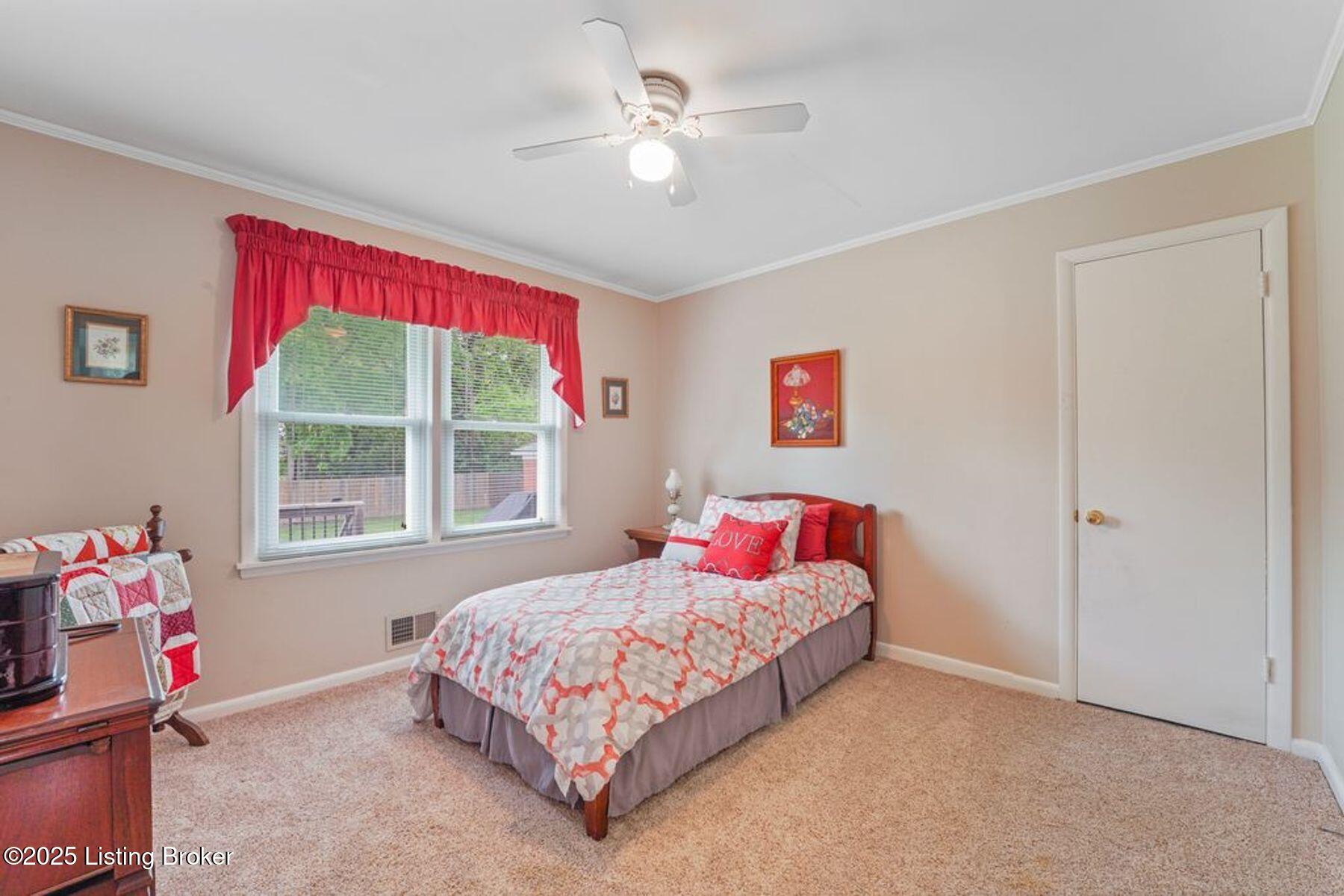 5010 Roman Dr, Louisville, Kentucky image 13