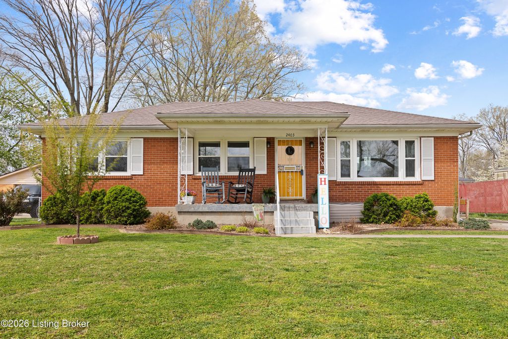 Photo of 2403 Omaha Ln, Louisville, KY 40216 (MLS # 1713348)