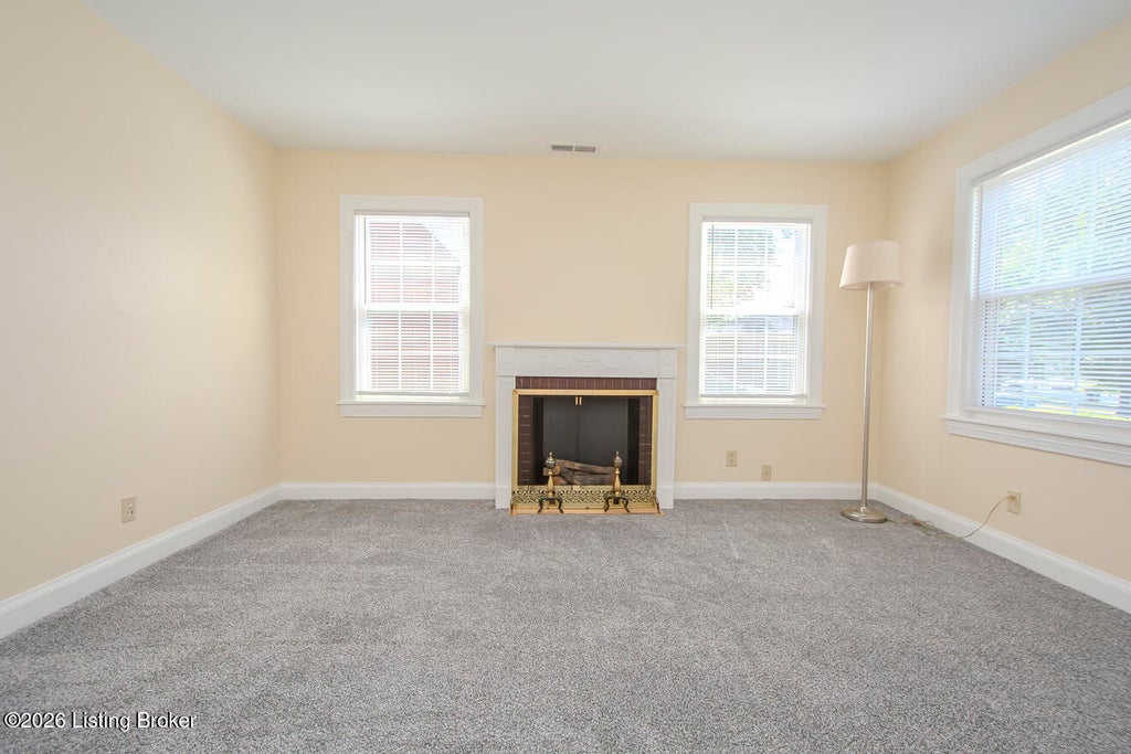 Photo of 4829 S 4th St, Louisville, KY 40214 (MLS # 1728646)