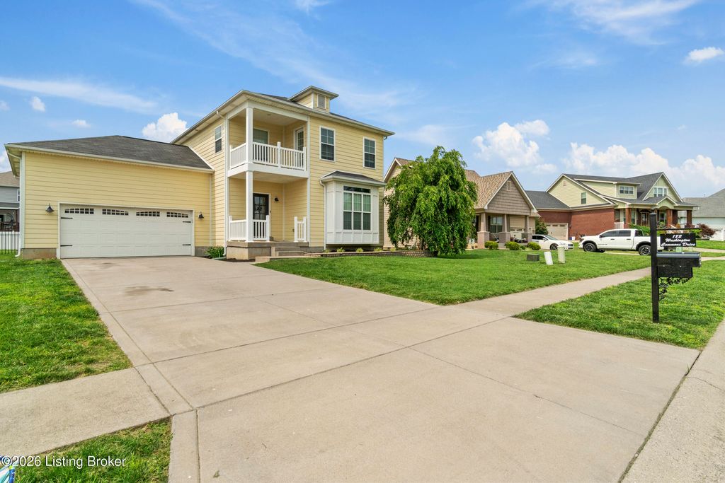 Photo of 182 Washington Commons Dr, Mt Washington, KY 40047 (MLS # 1708133)