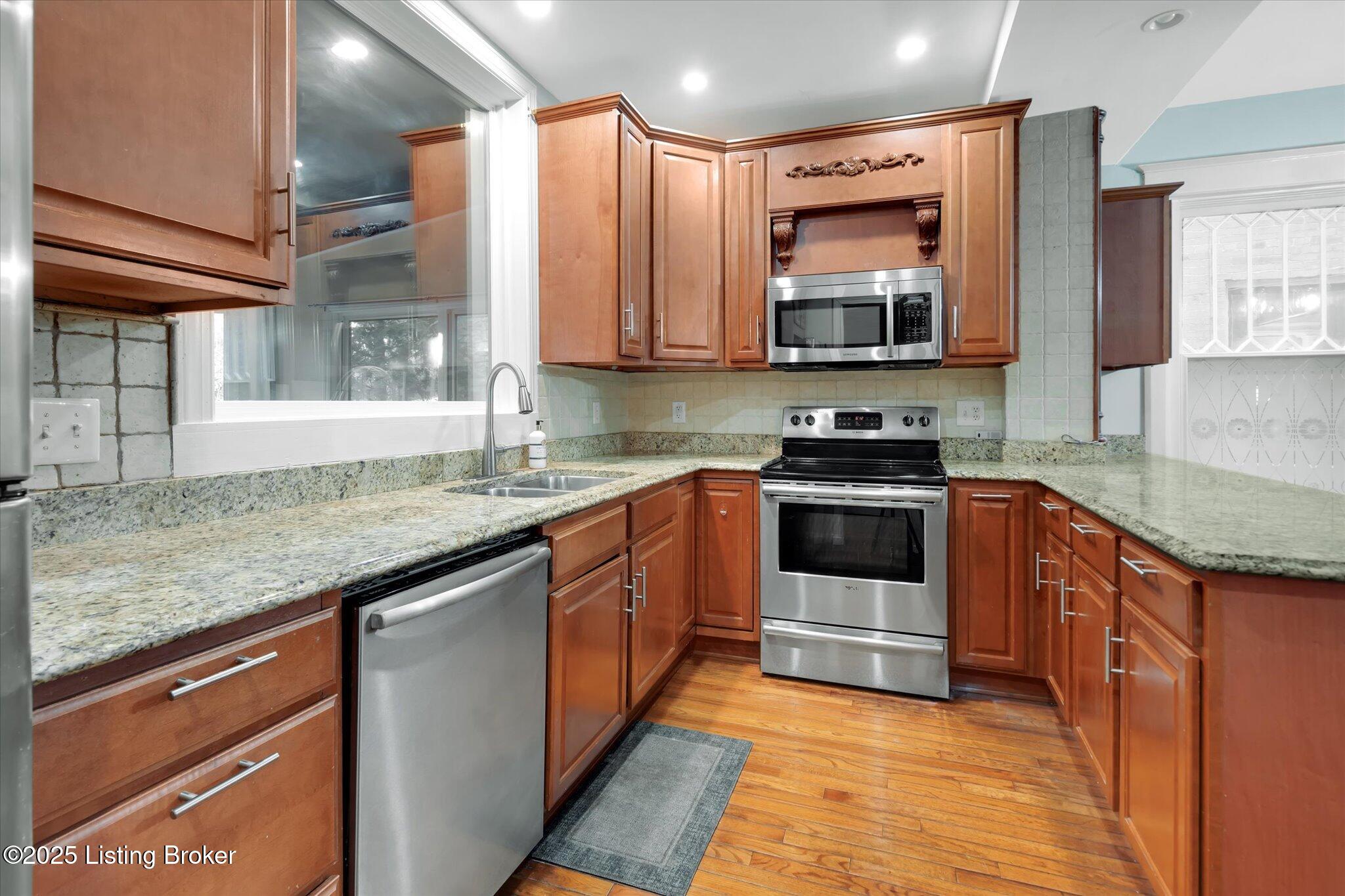 2019 Baringer Ave, Louisville, Kentucky image 23