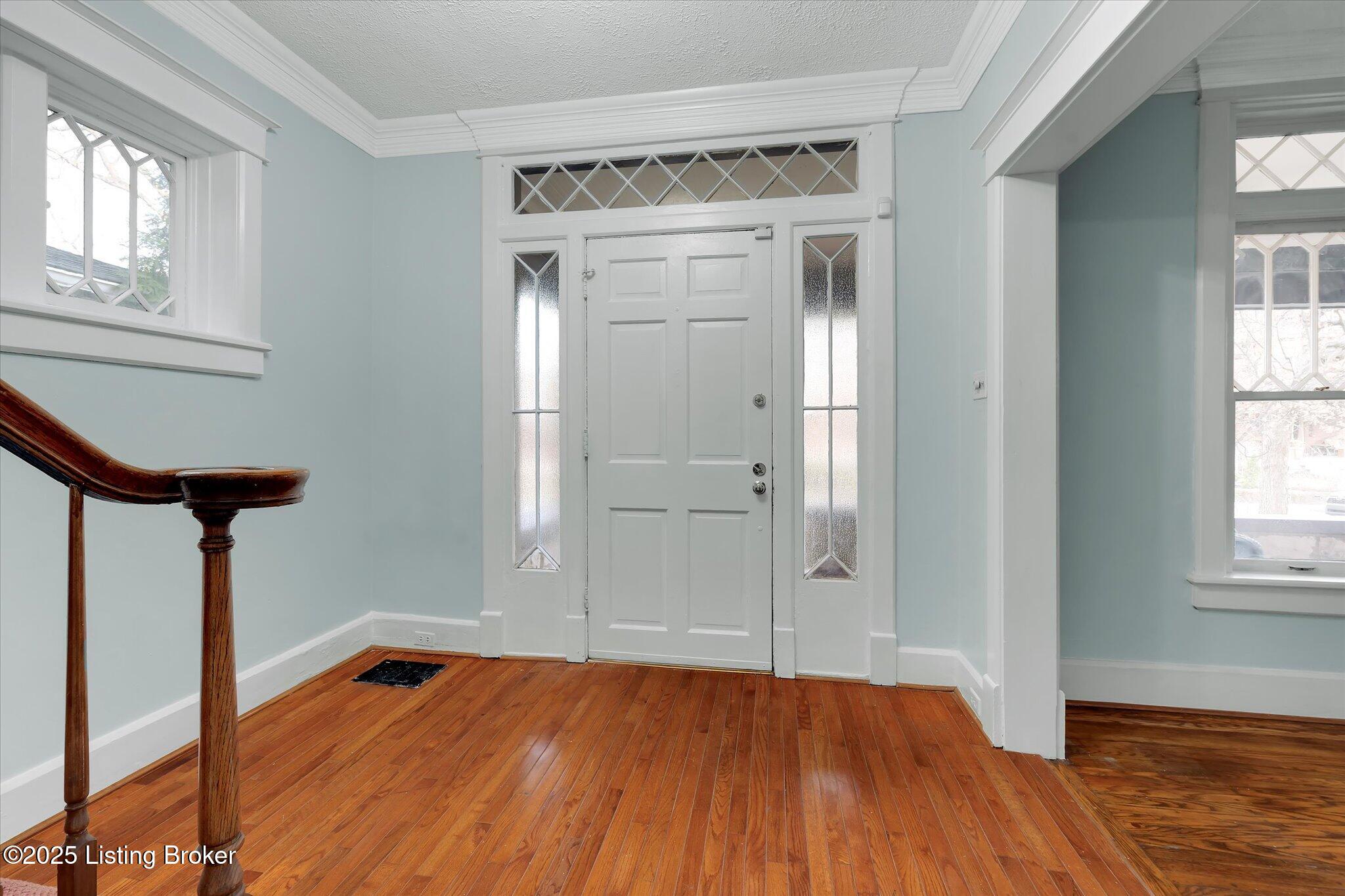 2019 Baringer Ave, Louisville, Kentucky image 12