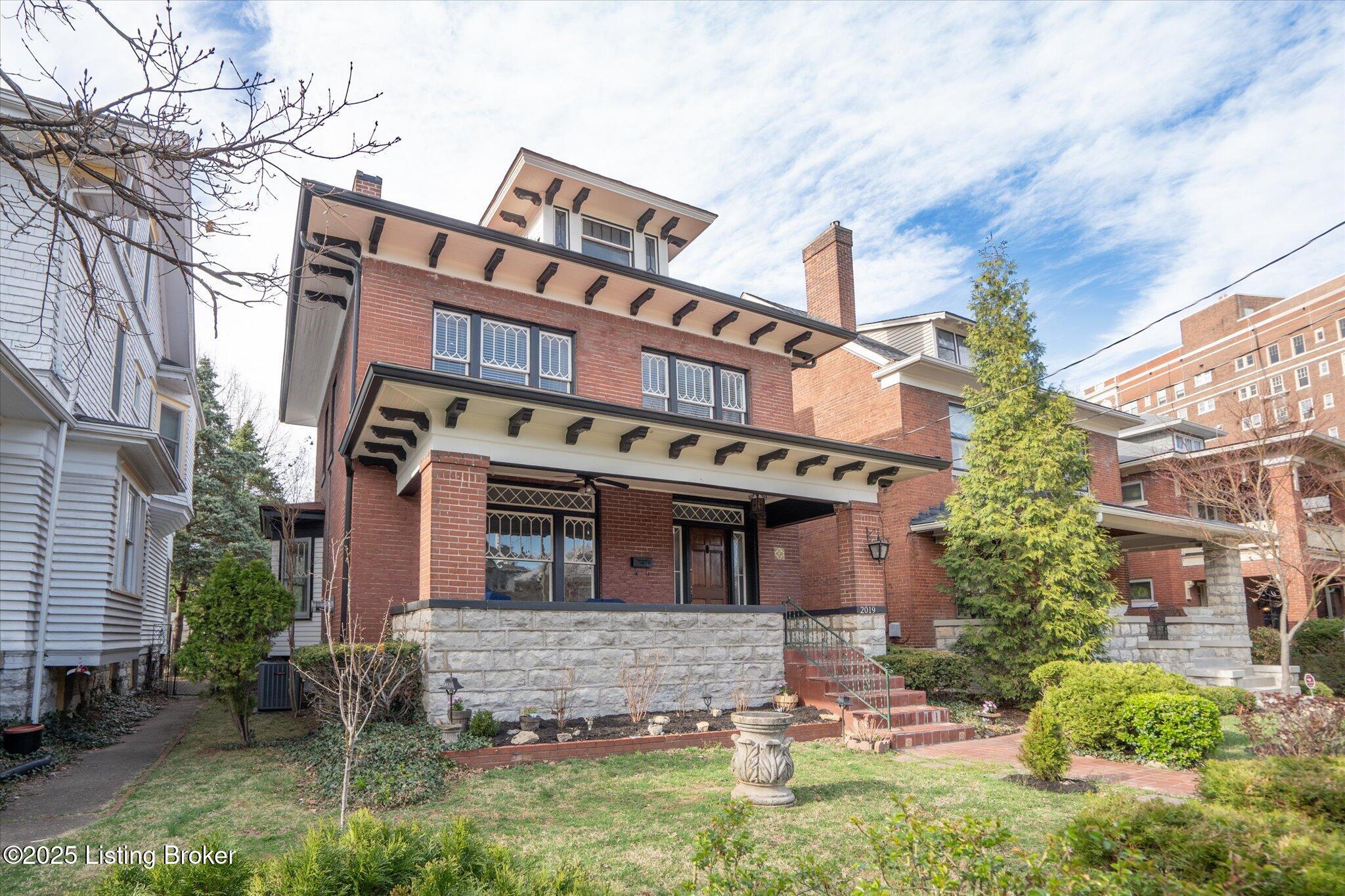 2019 Baringer Ave, Louisville, Kentucky image 6