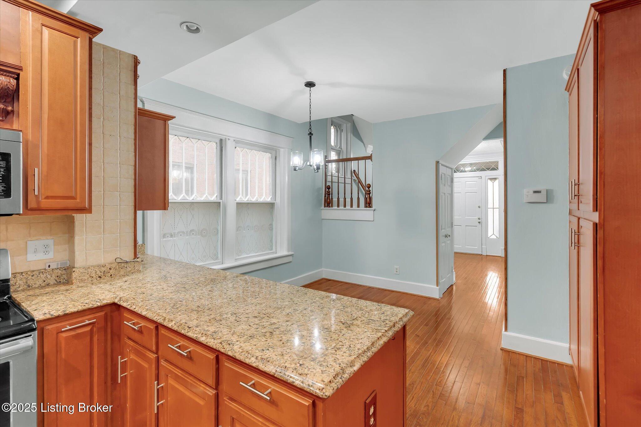 2019 Baringer Ave, Louisville, Kentucky image 24