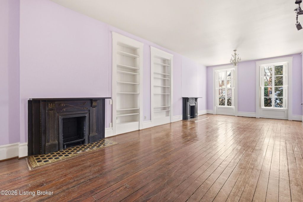 Photo of 1335 S 1st St #APT 2, Louisville, KY 40208 (MLS # 1713819)