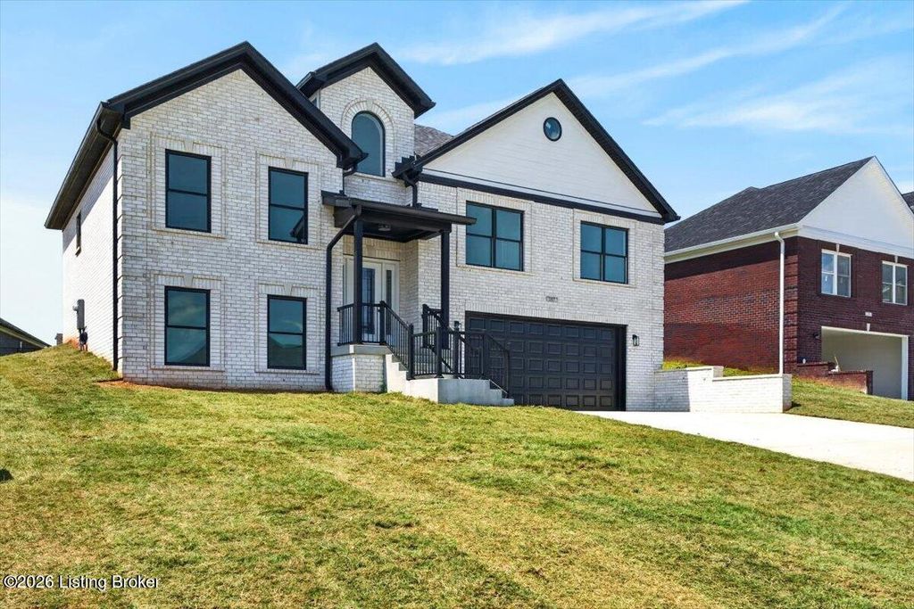 Photo of 207 Bischoff Way, Shepherdsville, KY 40165 (MLS # 1722124)
