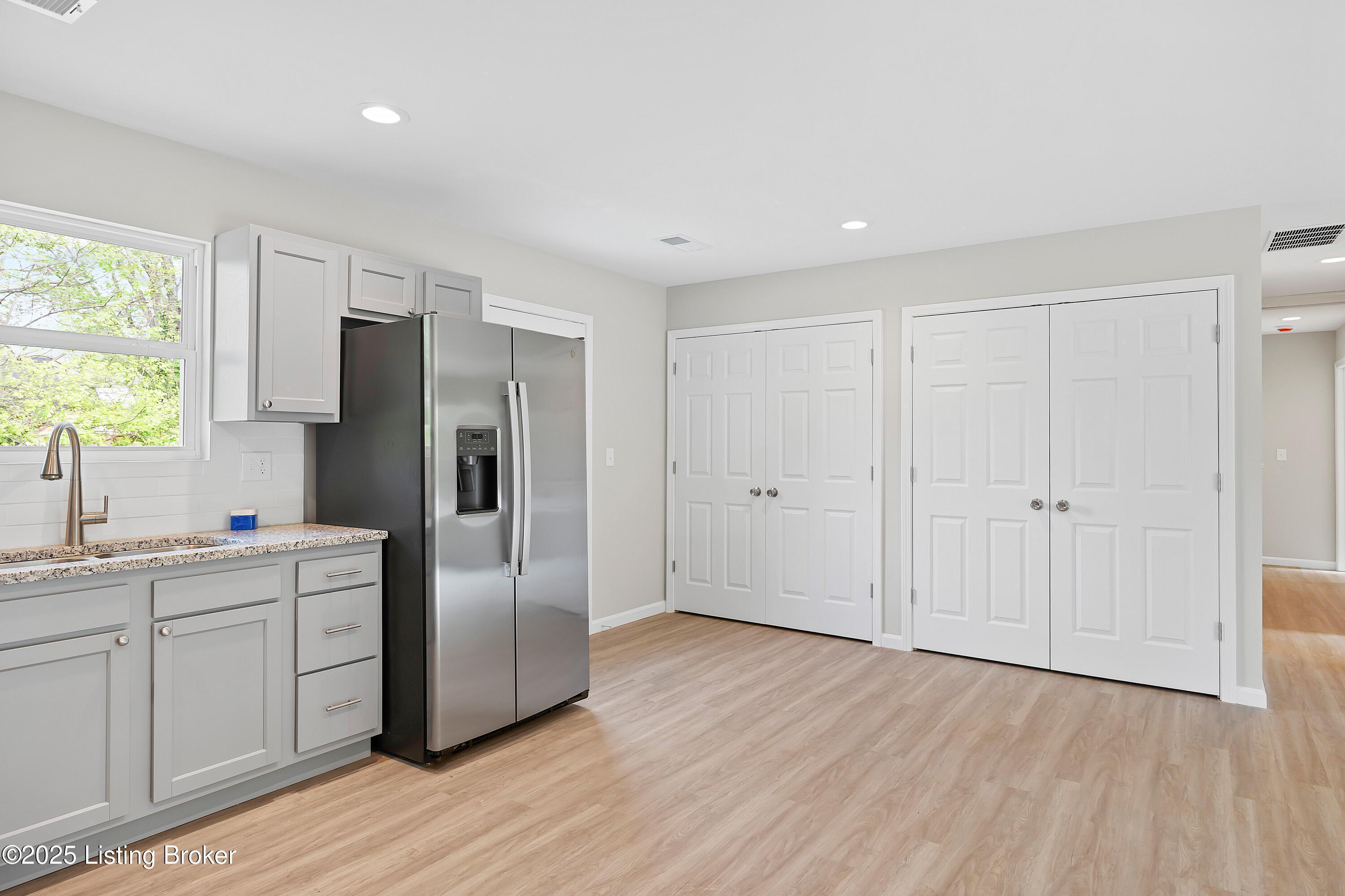 13214 Krages Ave, Louisville, Kentucky image 11