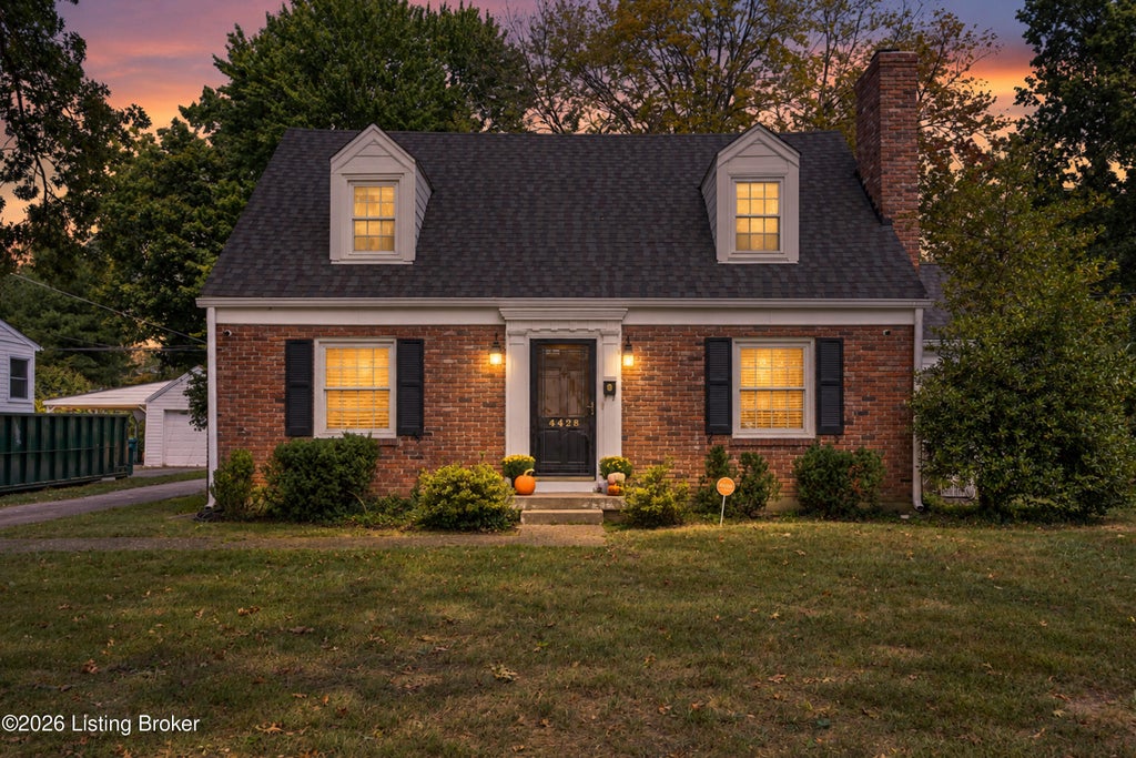 Photo of 4428 Blenheim Rd, Louisville, KY 40207 (MLS # 1729334)