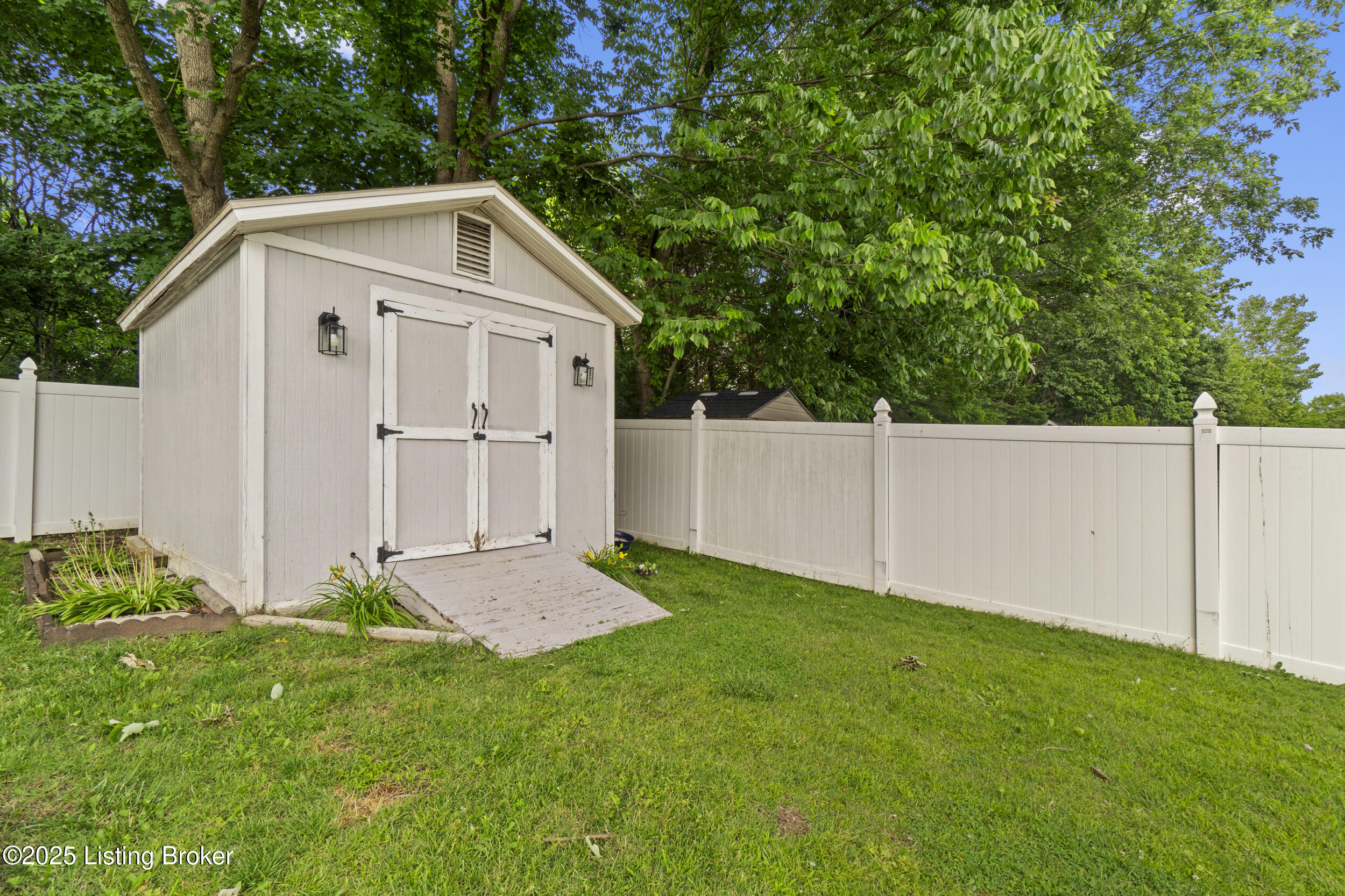 7211 Quindero Run Rd, Louisville, Kentucky image 6