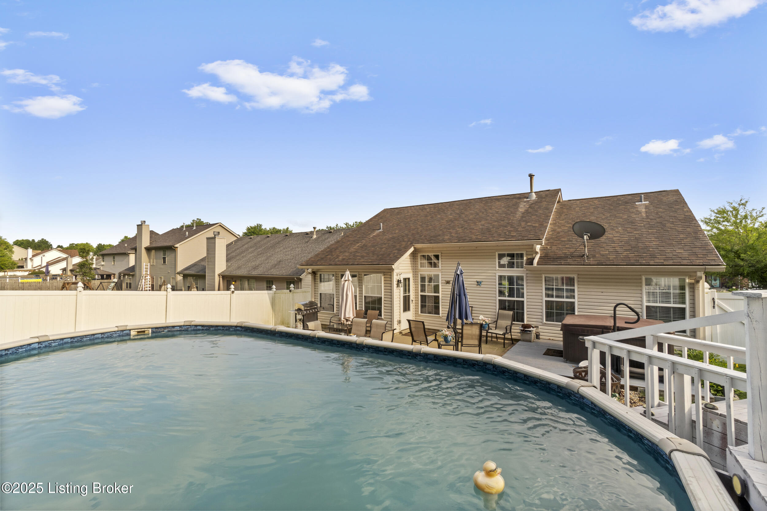 7211 Quindero Run Rd, Louisville, Kentucky image 8