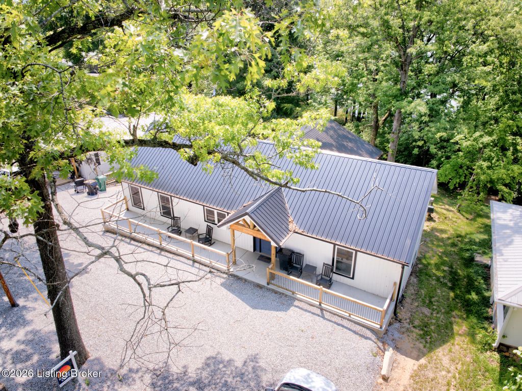 Photo of 853 Dug Hill Rd, Clarkson, KY 42726 (MLS # 1717206)
