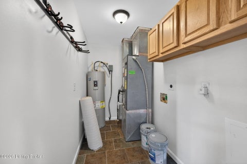 Tiny photo for 4327 S 1st St, Louisville, KY 40214 (MLS # 1730257)