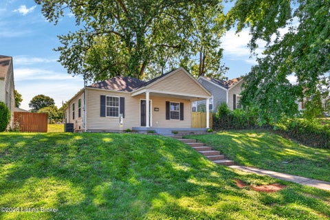 Tiny photo for 4327 S 1st St, Louisville, KY 40214 (MLS # 1730257)