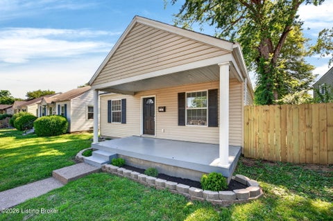 Tiny photo for 4327 S 1st St, Louisville, KY 40214 (MLS # 1730257)