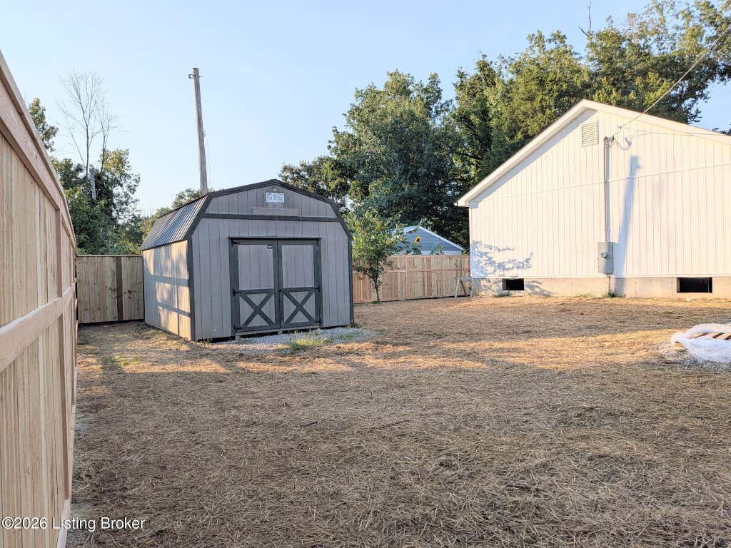Photo of 160 Harley Dr, Shepherdsville, KY 40165 (MLS # 1725249)