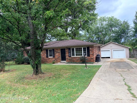 Photo of 154 Sunset Dr, Bardstown, KY 40004 (MLS # 1728953)