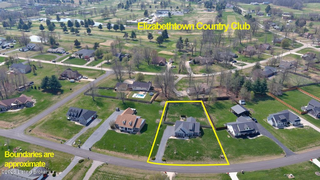 Photo of 154 Sea Hero Dr, Elizabethtown, KY 42701 (MLS # 1712937)