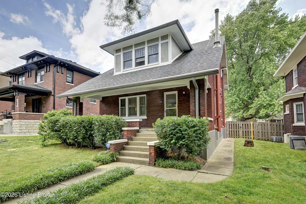 Photo of 2005 Eastern Pkwy, Louisville, KY 40204 (MLS # 1720356)