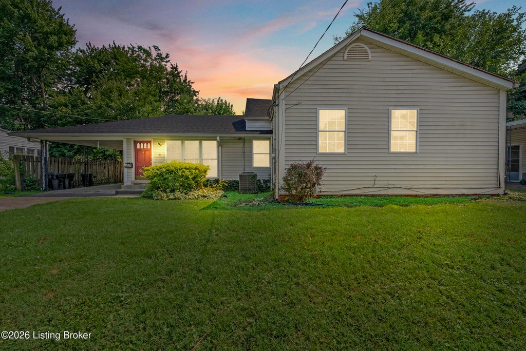 Photo of 1206 Brookline Ave, Louisville, KY 40215 (MLS # 1723728)